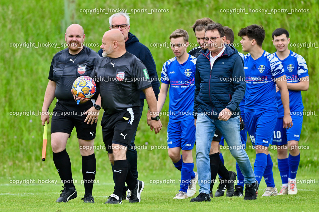 SV Wernberg vs. FC Faakersee | Stefan Schmiedmeier Referee, Michael Maier Referee, #8 Christian Ulbing SV Wernberg, #69 Robert Illing SV Wernberg, #10 Dominik Popovic SV Wernberg, SV Wernberg vs. FC Faakersee, SV Wernberg vs. FC Faakersee am 01.06.2024 in Wernberg (Sportplatz Wernberg), Austria, (Photo by Bernd Stefan)