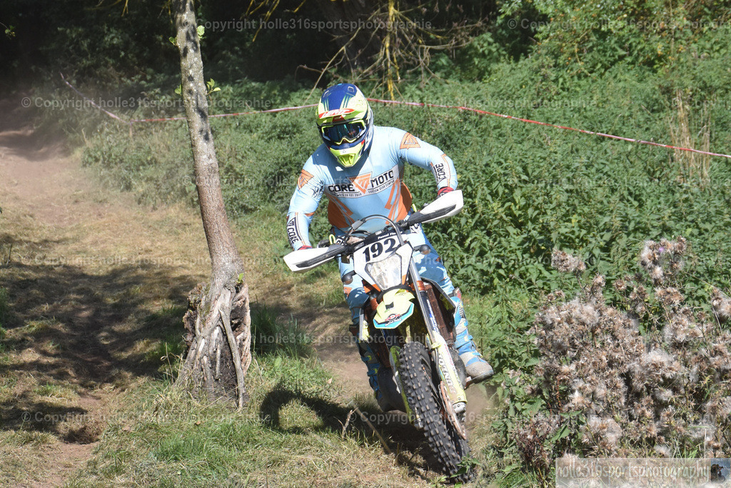 DSC_0147 | Sportfotografie , Motorsport, Motoross, Reitsport, Mointainbike, Enduro,
Landschaft , Outdoor, Eventfotografie, Landschaft, Bilder online bestellen - Realisiert mit Pictrs.com