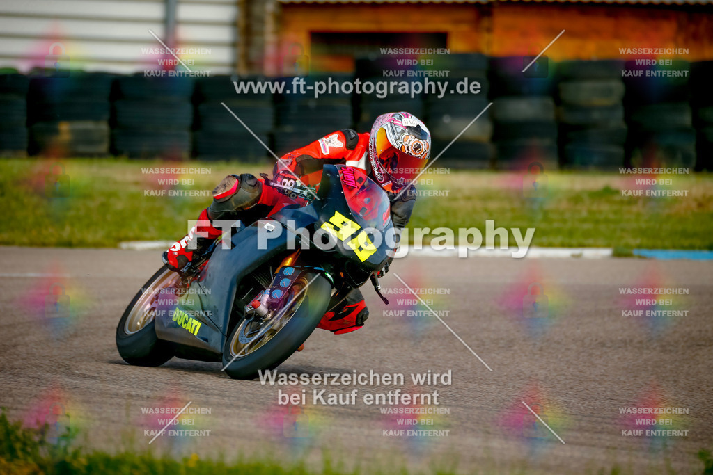 _MOT0297 | Hier findet Ihr Bilder von Touristenfahrten auf der Nürburgring Nordschleife oder von anderen Veranstaltungen die ich besucht habe. Viel Spass beim Durch Schauen 