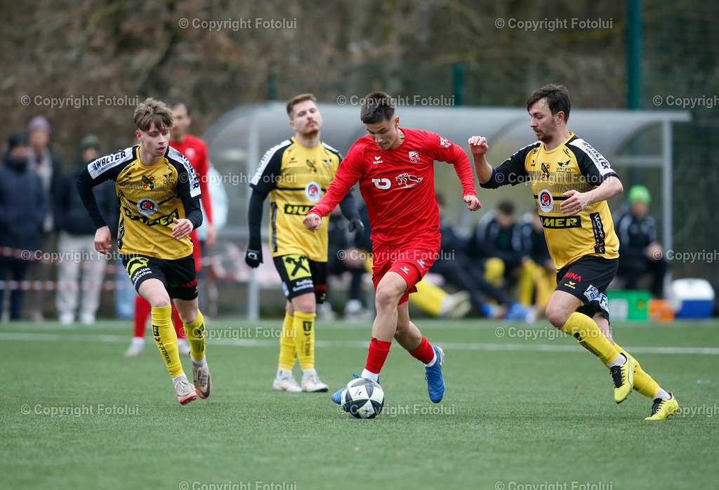 A_LUI_15032025_30 | SPORT FUSSBALL LL.OST E ASKOE OEDT 1B -GUNSKIRCHEN 15.03.IM BILD : VEJLKO RAKIC (OEDT1B) UND (GUNSKIRCHEN)FOTO:OEDT
