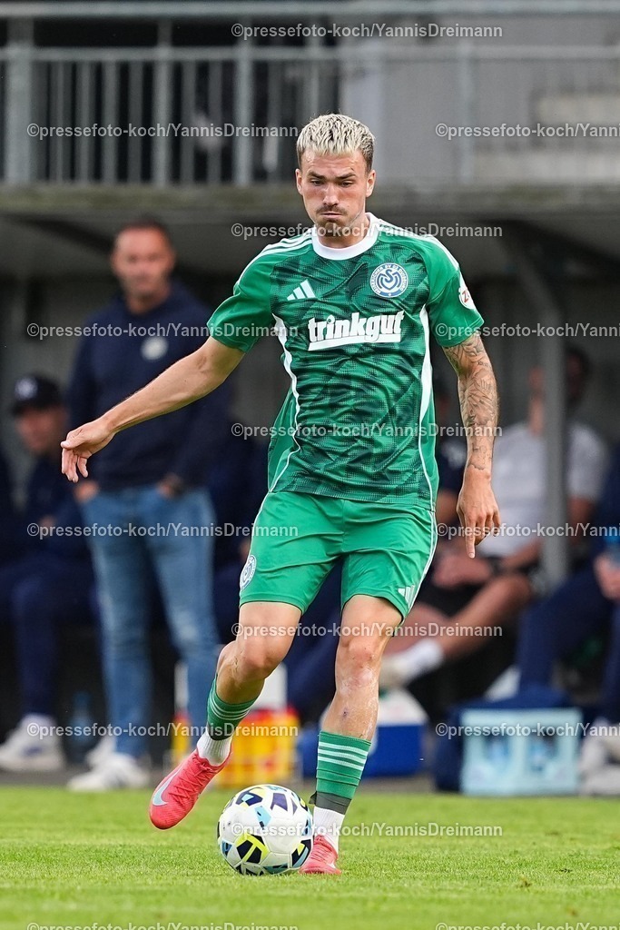 xYDR16072501078 | 16.07.2025, xydrx, Fußball, VFB Homberg - MSV Duisburg, Testspiel, PCC-Stadion: Dennis Borkowski (MSV Duisburg #25)