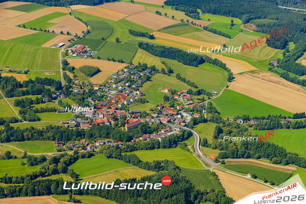 Burgtreswitz Moosbach Bild- Das Luftbild wurde 2025 vom UL-Flugzeug heraus erstellt ( keine Drohnen Bilder! ) - Hochauflösende Luftaufnahme -Nicht vergleichbar mit Google Maps oder Satelittenbilder- Die Geschenkidee !Mit Lizenz und Bildrechte bestellbar