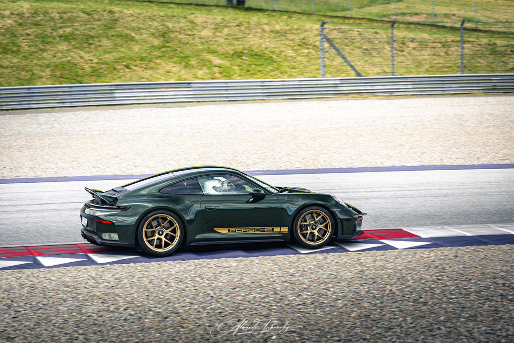 R6AT3486 _Alexander Tschuncky | Entdecken Sie die faszinierende Welt von Alexander Tschuncky Arts: Kreative Fotografie, atemberaubende Automobilkunst und hochwertiger Bilderdruck. Lassen Sie sich inspirieren! - Realisiert mit Pictrs.com