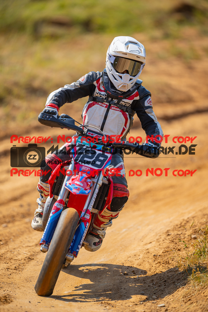 MaZZes-Fotomatrix-20260815-605143 | ROOKIES