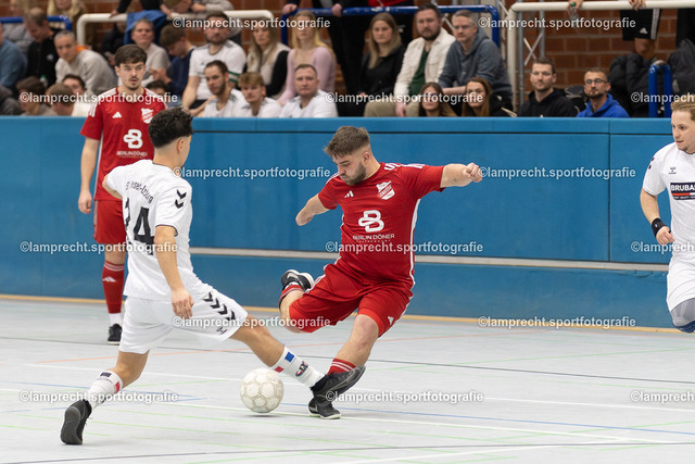 Fußball I Herren I Saison 2025-2026 I Solarstrom-Cup I Vorrunde I 03.01.2026.143 | SV Henstedt-Ulzburg - TuS TensfeldSV Henstedt-Ulzburg - TuS Tensfeld - Realisiert mit Pictrs.com