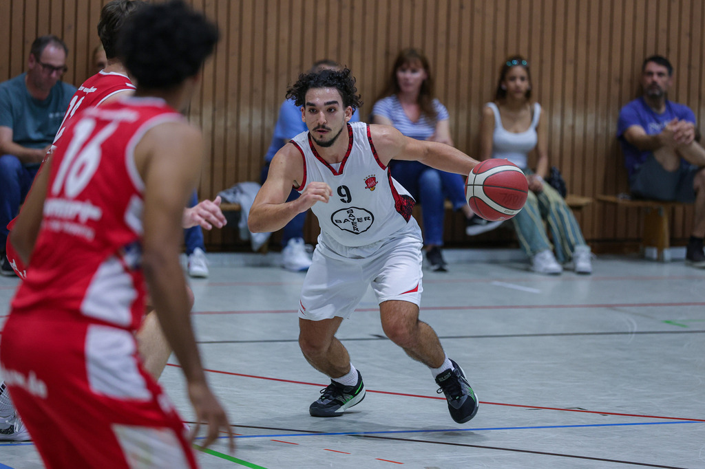 Regio Test BAYER GIANTS vs BSV Münsterland Baskets Wulfen-59 | Fotos von Basketballspielen aus dem Raum NRW fotografiert von Gero Mueller-Laschet und Daniel Schaefer - Realisiert mit Pictrs.com