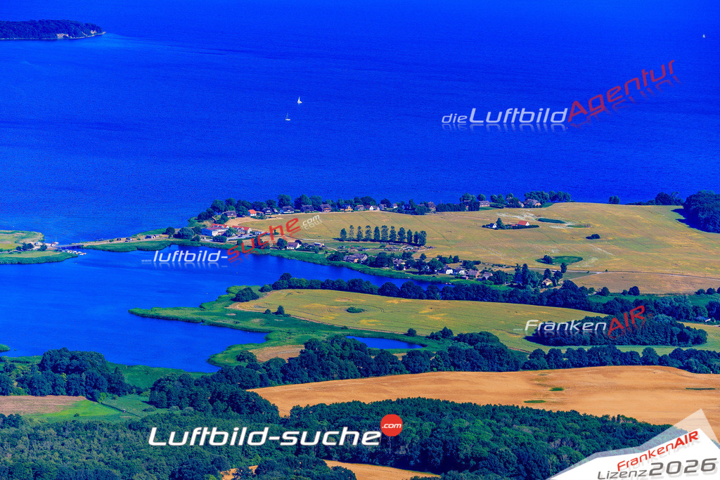 Die Luftbildaufnahme Naturschutzgebiet-kniepower - Ostsee wurde 2018 mittels Flugzeug (keine Drohne) erstellt. Perfekte Schärfe und Druck- Auflösung- Garantiert!