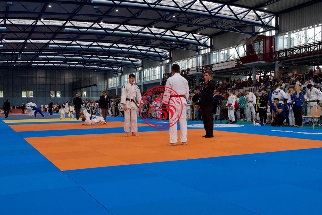 RAS_7830 | Fotos vom Adler Cup - Pictures from Adler Cup

Hier findet Ihr alle Eindrücke und großen Momente der Adler Cup Wochenenden. Here you will find all impressions and great moments of the Adler Cup weekends. - Realisiert mit Pictrs.com