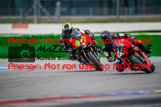 MaZZes_Fotomatrix_20240317_6007705_3853 | Fotograf Mathias Schmid
Sportfotograf,
Eventfotograf,
Hochzeitsfotograf,
Portraitfotograf