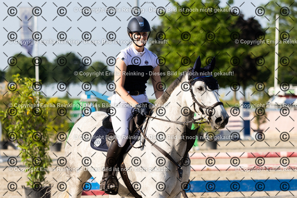 CL5A1442 | Emilia Reinking Fotografie - Realisiert mit Pictrs.com