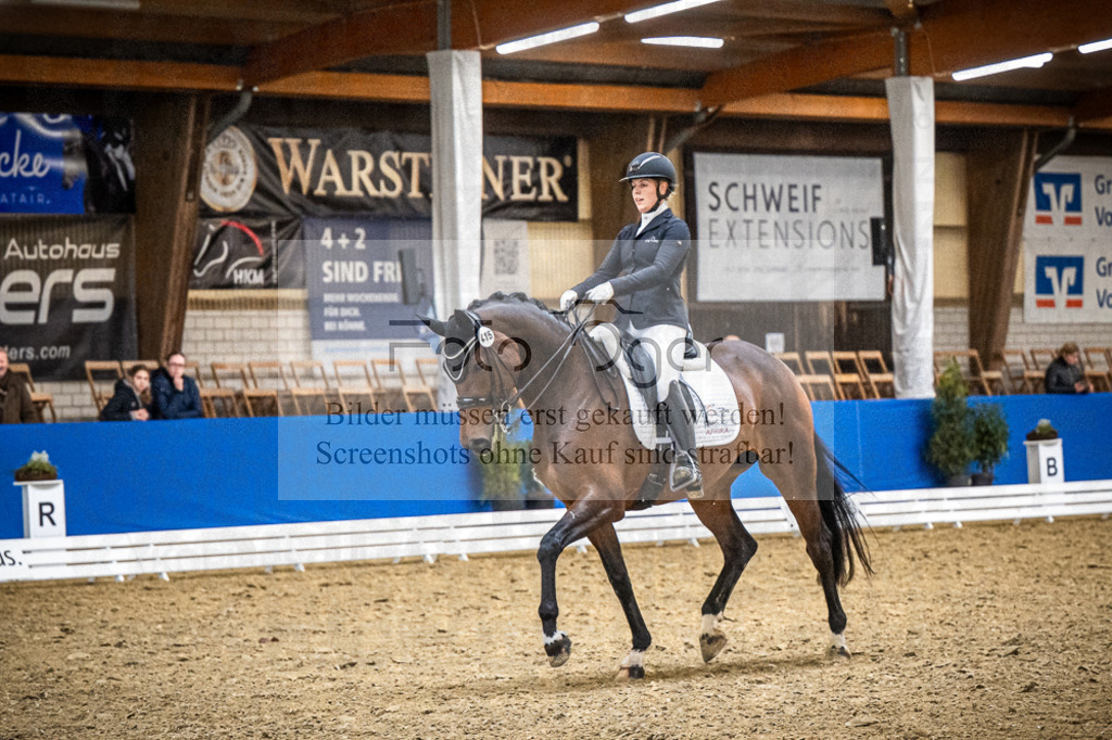 DOS_2965 | Entdecke hochwertige Reitturnierfotos von Foto Oger. Professionell, emotional und authentisch – jetzt Lieblingsmomente im Shop bestellen.Deutschlandweite Turnierfotografie. - Realisiert mit Pictrs.com