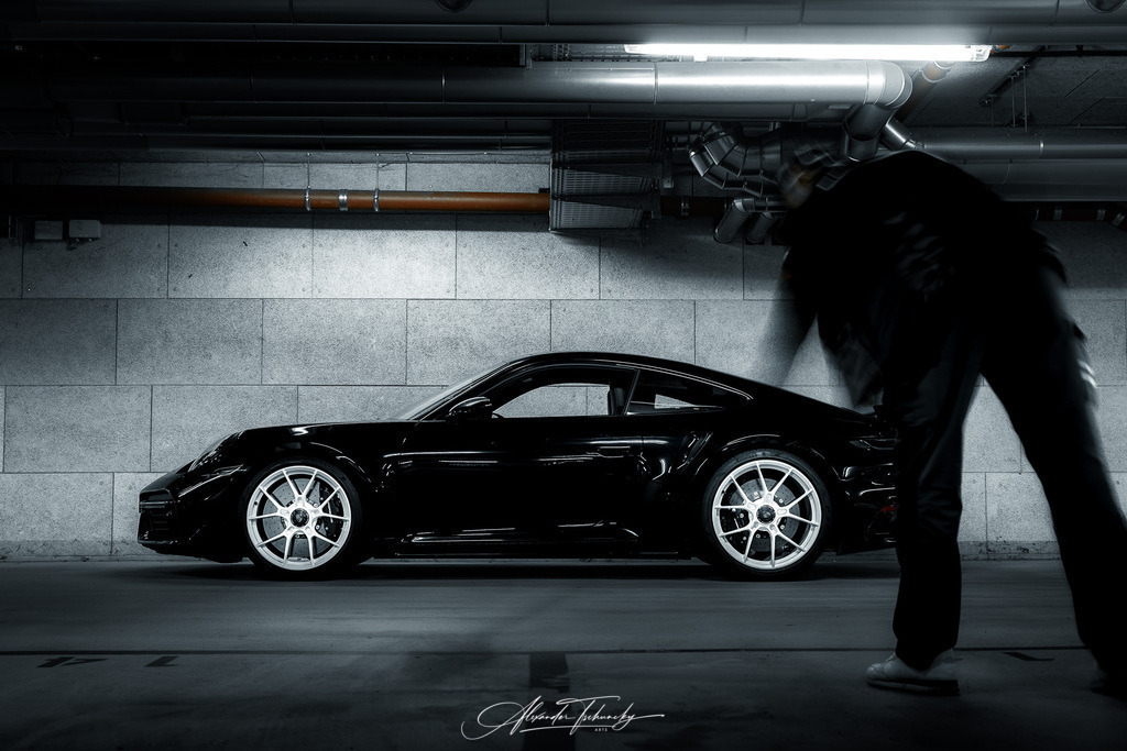 911 Turbo 992 | Entdecken Sie die faszinierende Welt von Alexander Tschuncky Arts: Kreative Fotografie, atemberaubende Automobilkunst und hochwertiger Bilderdruck. Lassen Sie sich inspirieren! - Realisiert mit Pictrs.com