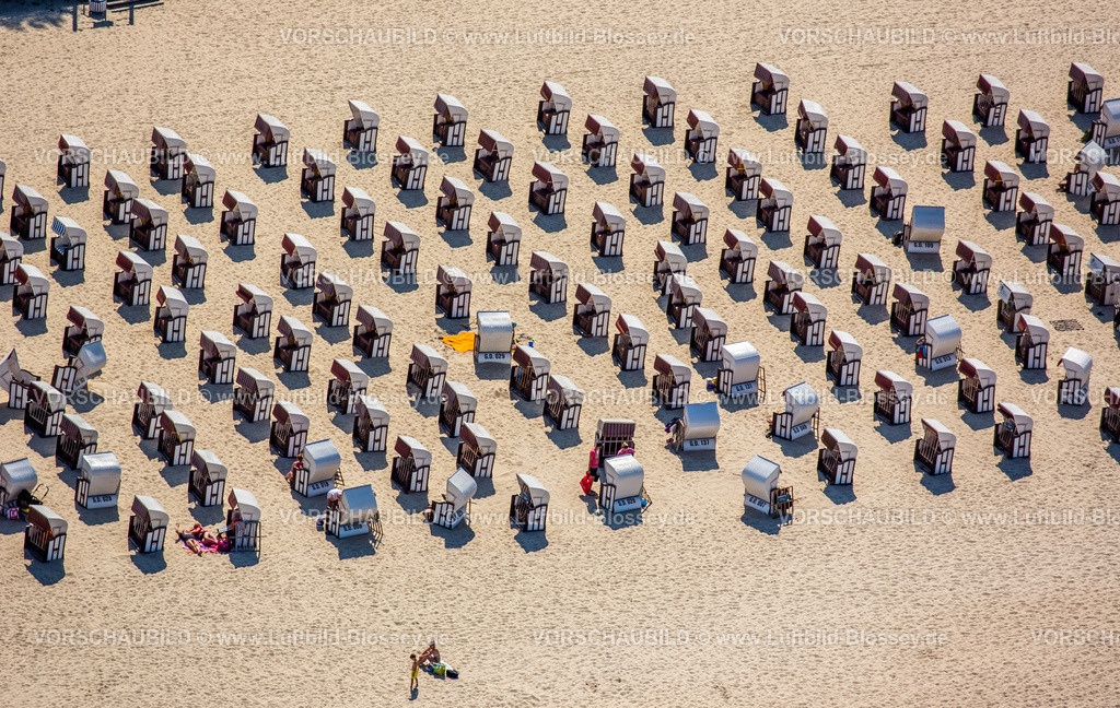 Ostsee16062235Ruegen_Ostseebad Sellin | Küstenlinie, Strandkörbe,  Sellin, Ostseeküste,Mecklenburg-Vorpommern, Vorpommern, Mecklenburg-Vorpommern, Deutschland
