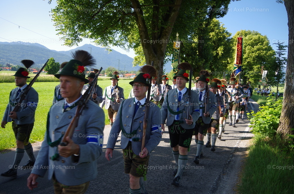 IMGP4859 | fotografiert von Axel PollmannLeonhardi Wallfahrt Benediktbeuern und Murnau, Fronleichnam, Fasching, Landschaft im Loisachtal und Benediktbeuern  - Realisiert mit Pictrs.com