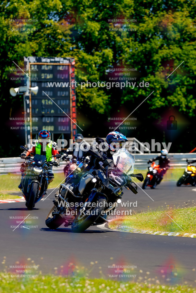 _MOT9277 | Hier findet Ihr Bilder von Touristenfahrten auf der Nürburgring Nordschleife oder von anderen Veranstaltungen die ich besucht habe. Viel Spass beim Durch Schauen 