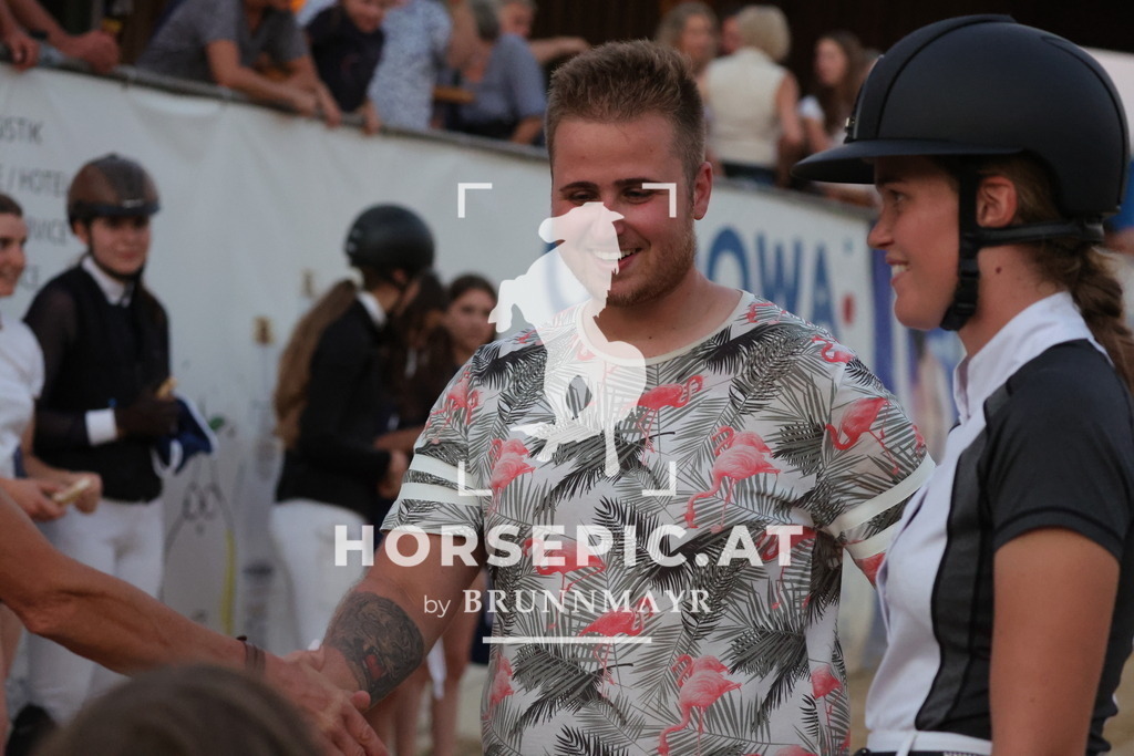 0P6A3523 | Willkommen bei Brunnmayr - Design & Fotografie – Ihrem Spezialisten für Reitturniere und Pferdeveranstaltungen in Oberösterreich, Salzburg und Bayern! Seit über 17 Jahren sind wir leidenschaftlich dabei.