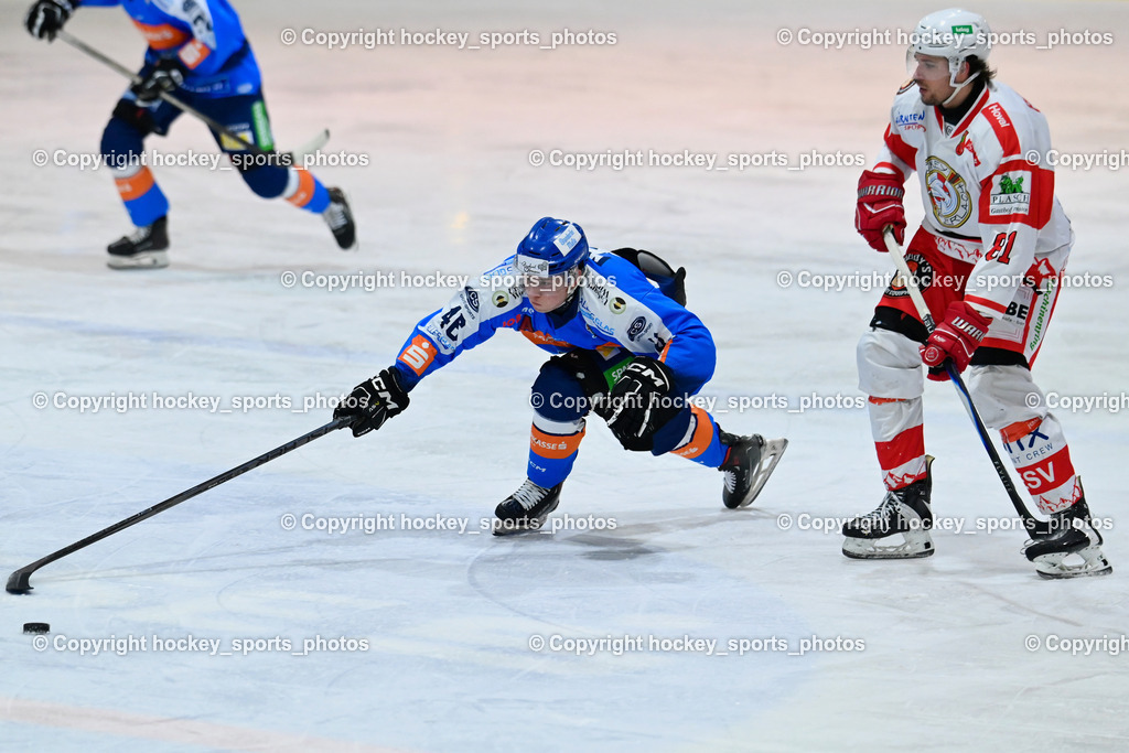 ESC Steindorf vs. ESV Ferlach  | #46 Maurer Julian ESC Steindorf, #81 Potocnik Kristof ESV Ferlach, ESC Steindorf vs. ESV Ferlach , ESC Steindorf vs. ESV Ferlach  am 15.02.2026 in Steindorf (Ossiachersee Halle), Austria, (Photo by Bernd Stefan)
