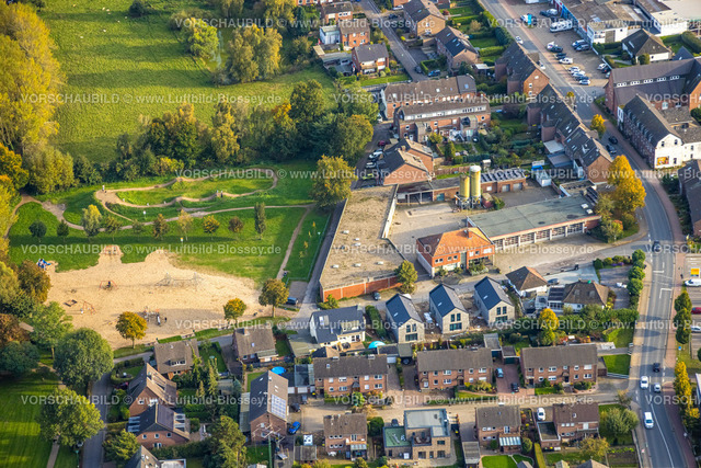 Kalkar241014266 | Luftbild, Freiwillige Feuerwehr Kalkar am Stadtpark mit Spielplatz, Kalkar, Niederrhein, Nordrhein-Westfalen, Deutschland