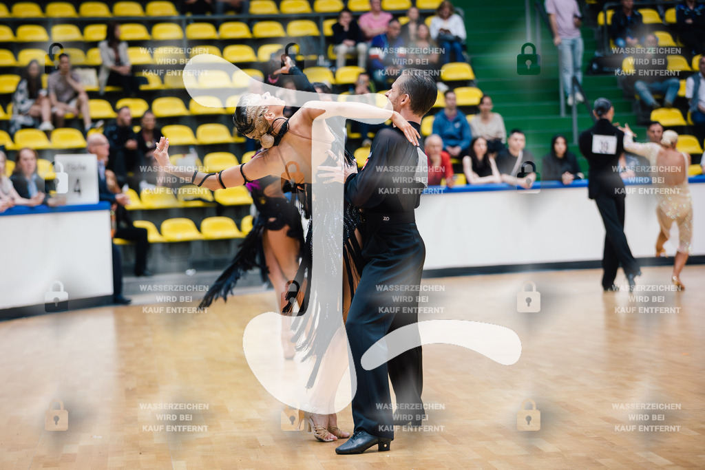 Hessen Tanzt WDSF International Open Latin 4th (83) Vitalii Zakharov _ Tabea Louisa Thaler (TC Blau-Orange Wiesbaden)-2025-05-18-4492 | Webshop for digital downloads and prints of dance sport, event & show photographer Julian Link - Realisiert mit Pictrs.com
