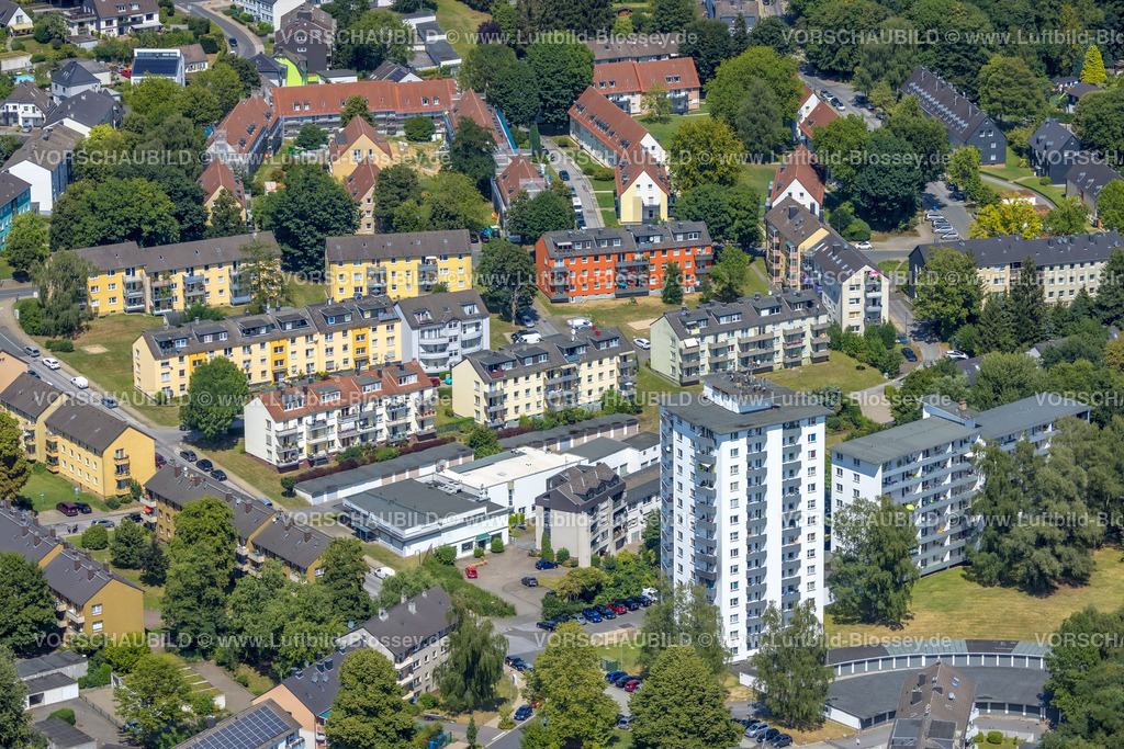 Heiligenhaus220803567 | Luftbild, Wohngebiet Königsberger Straße mit Hochhaus am Werkerhofplatz, Heiligenhaus, Ruhrgebiet, Nordrhein-Westfalen, Deutschland