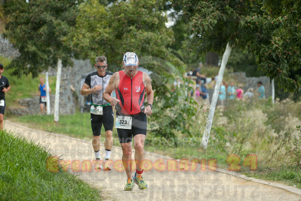 250824_1355_EX1_4286 | Sportfotografie im Rhein-Sieg Kreis, Köln, Bonn, NRW, Rheinland Pfalz, Hessen, etc. Unser Tätigkeitsfeld umfasst den Laufsport vom Volkslauf über den Marathon, Duathlon, Triathon bis zum Ultralauf wie Kölnpfad Ultra oder Schindertrail.