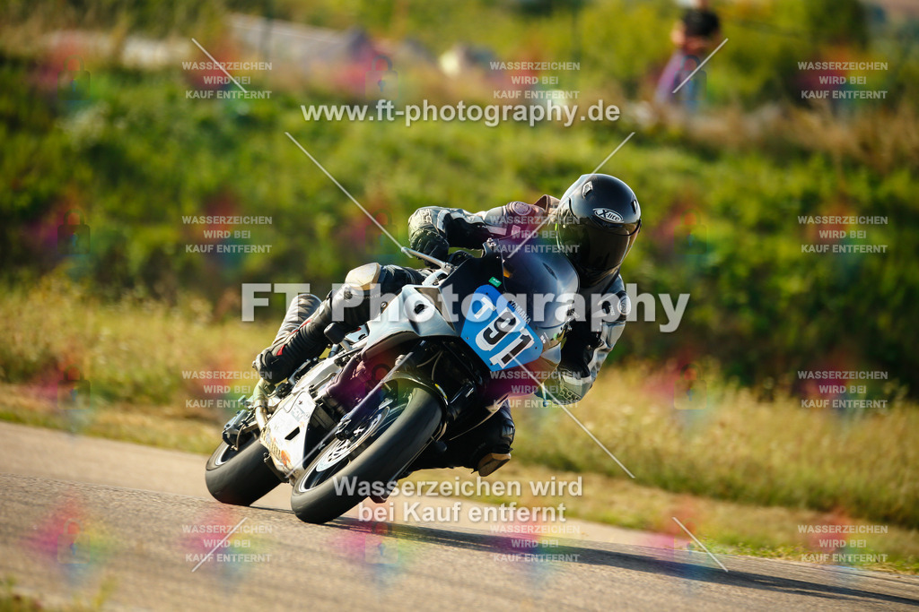 _MOT5921 | Hier findet Ihr Bilder von Touristenfahrten auf der Nürburgring Nordschleife oder von anderen Veranstaltungen die ich besucht habe. Viel Spass beim Durch Schauen 