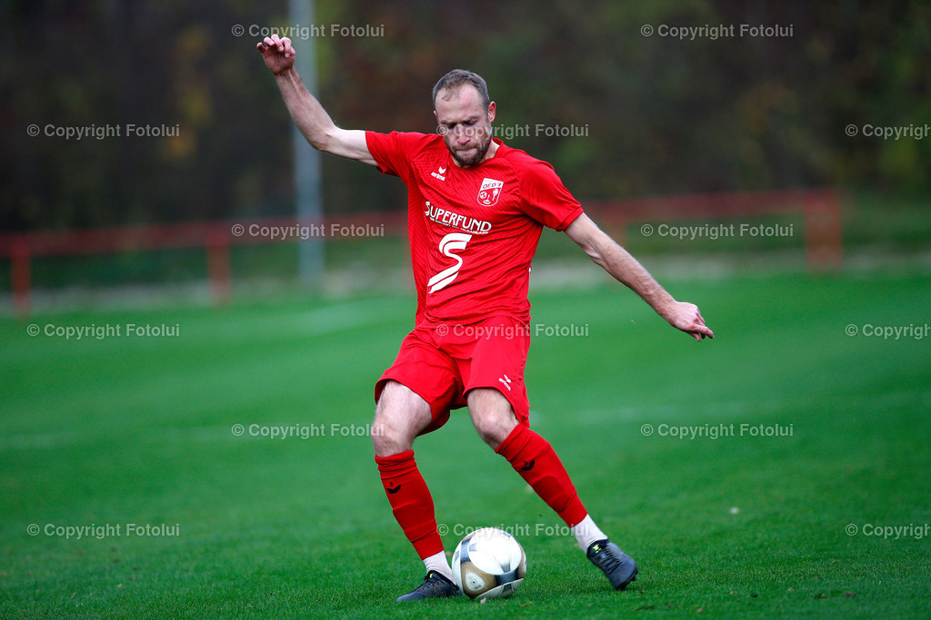 A_LUI_05112022_47 | SPORT FUSSBALL LT1 OOE LIGA ASKOE OEDT-ASK CARE IH STEYR ST.VALENTIN 05.11.2022 IM BILD: MATEJ VULIC (OEDT)  FOTO:FOTOLUI