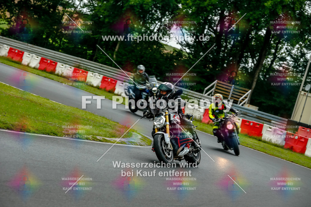 VBK-3601 | Hier findet Ihr Bilder von Touristenfahrten auf der Nürburgring Nordschleife oder von anderen Veranstaltungen die ich besucht habe. Viel Spass beim Durch Schauen 