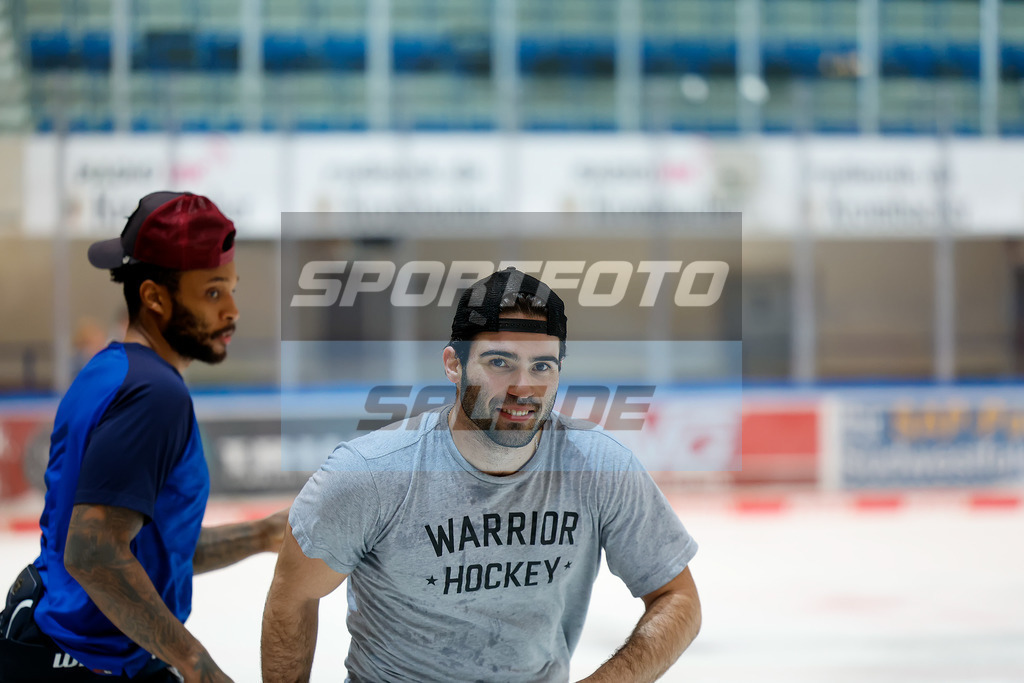 Iserlohn Roosters - Loewen Frankfurt | Hannibal Weitzmann #67 (Iserlohn Roosters)
DEL: Iserlohn Roosters - Loewen Frankfurt - Realisiert mit Pictrs.com