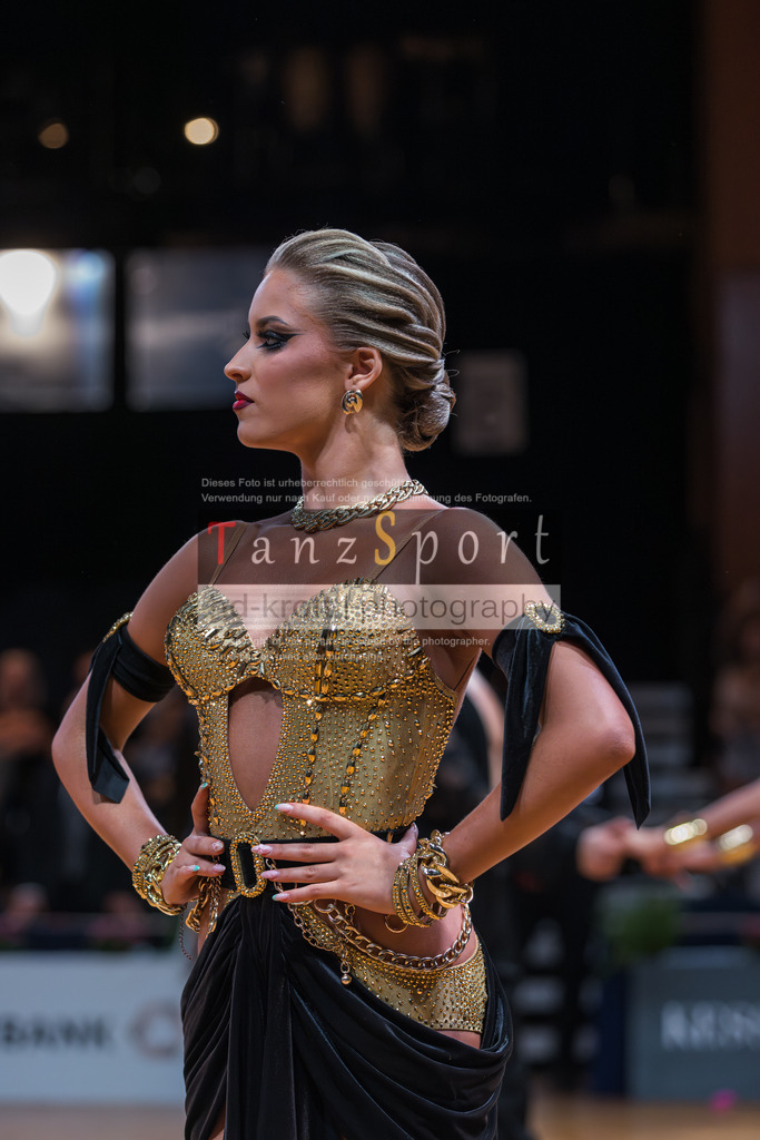 20250820_WDSF Open Lat Youth_2725 | Tanzsportbilder, Standardtanz, Lateintanz, WDSF, DTV, LTVB, dancecomp, goc, hessen tanzt, blaues band der spree, walzer, tango, wiener walzer, slowfox, quickstepp, samba, rumba, cha-cha-cha, paso doble. jive, hd-kroft photography, turniertanzsport
