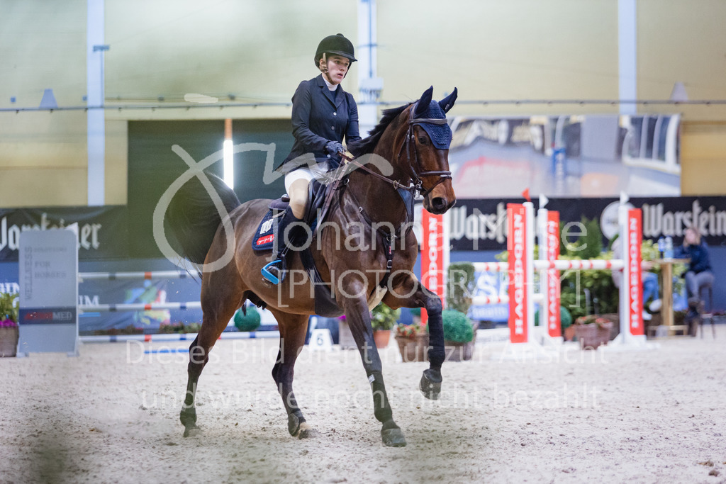 221112_Warstein_L-Spr-159 | Deine schönsten Turniermomente als professionelle Fotos! Entdecke hochwertige Pferdesport-Fotografie im Online-Shop. Jetzt Fotos finden & bestellen!