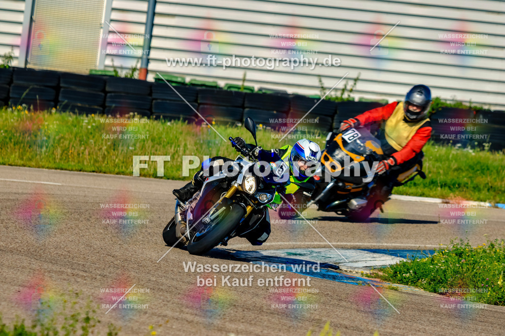 005-1714 | Hier findet Ihr Bilder von Touristenfahrten auf der Nürburgring Nordschleife oder von anderen Veranstaltungen die ich besucht habe. Viel Spass beim Durch Schauen 