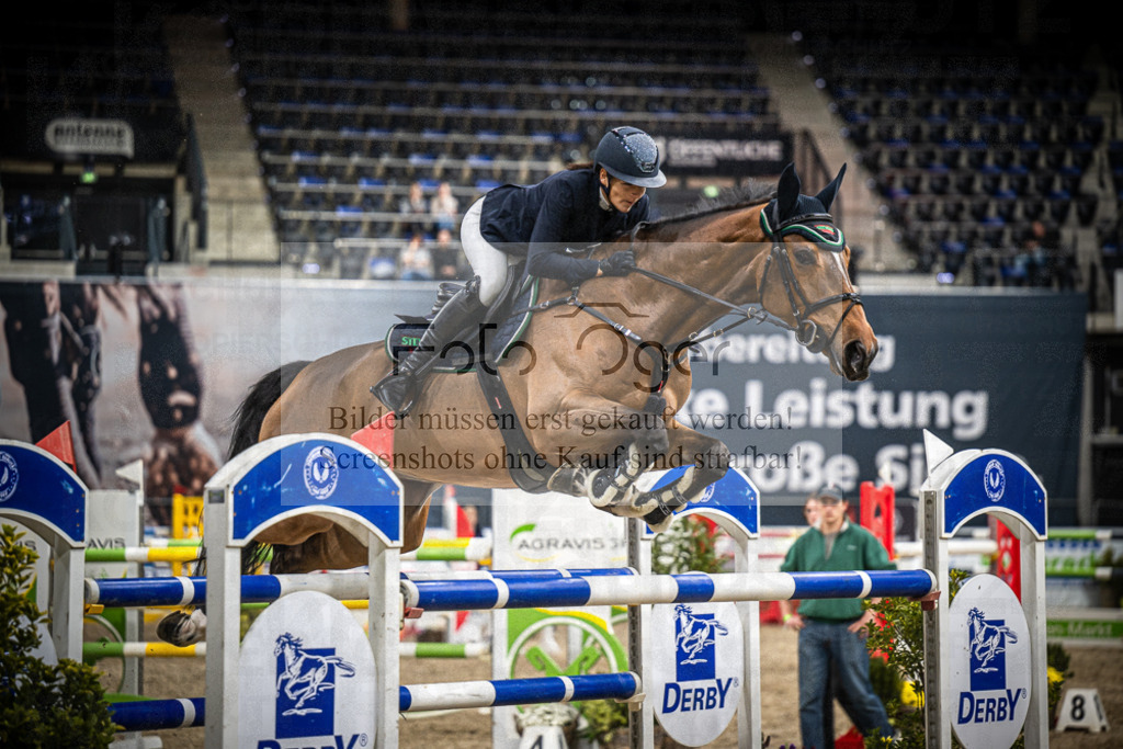 DOS_3195 | Entdecke hochwertige Reitturnierfotos von Foto Oger. Professionell, emotional und authentisch – jetzt Lieblingsmomente im Shop bestellen.Deutschlandweite Turnierfotografie. - Realisiert mit Pictrs.com