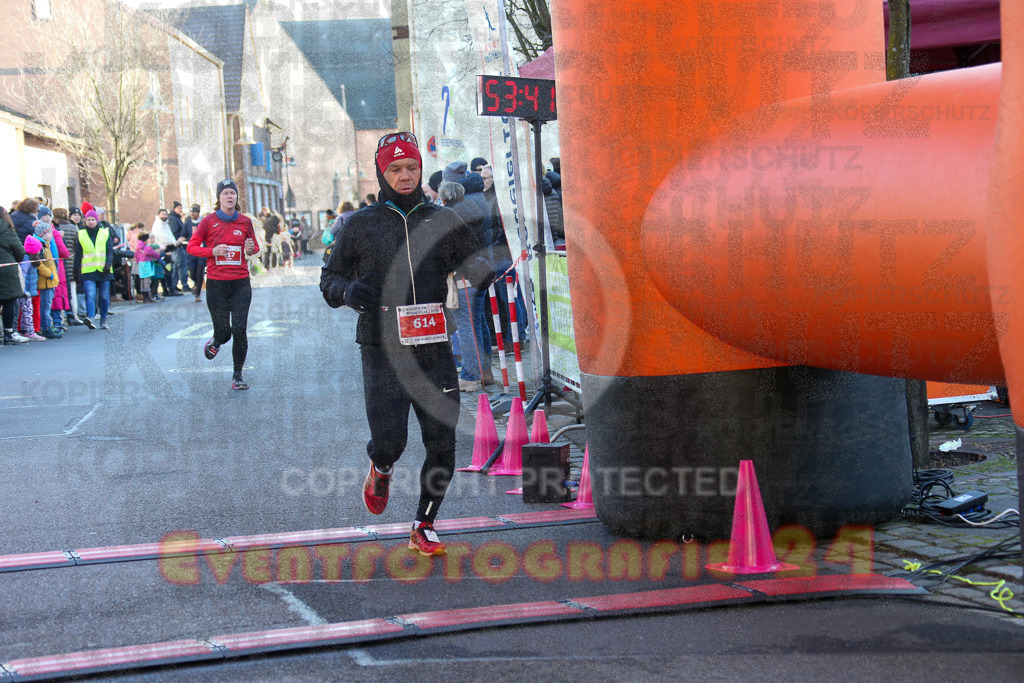 241201_1229_EX1_2380 | Sportfotografie im Rhein-Sieg Kreis, Köln, Bonn, NRW, Rheinland Pfalz, Hessen, etc. Unser Tätigkeitsfeld umfasst den Laufsport vom Volkslauf über den Marathon, Duathlon, Triathon bis zum Ultralauf wie Kölnpfad Ultra oder Schindertrail.