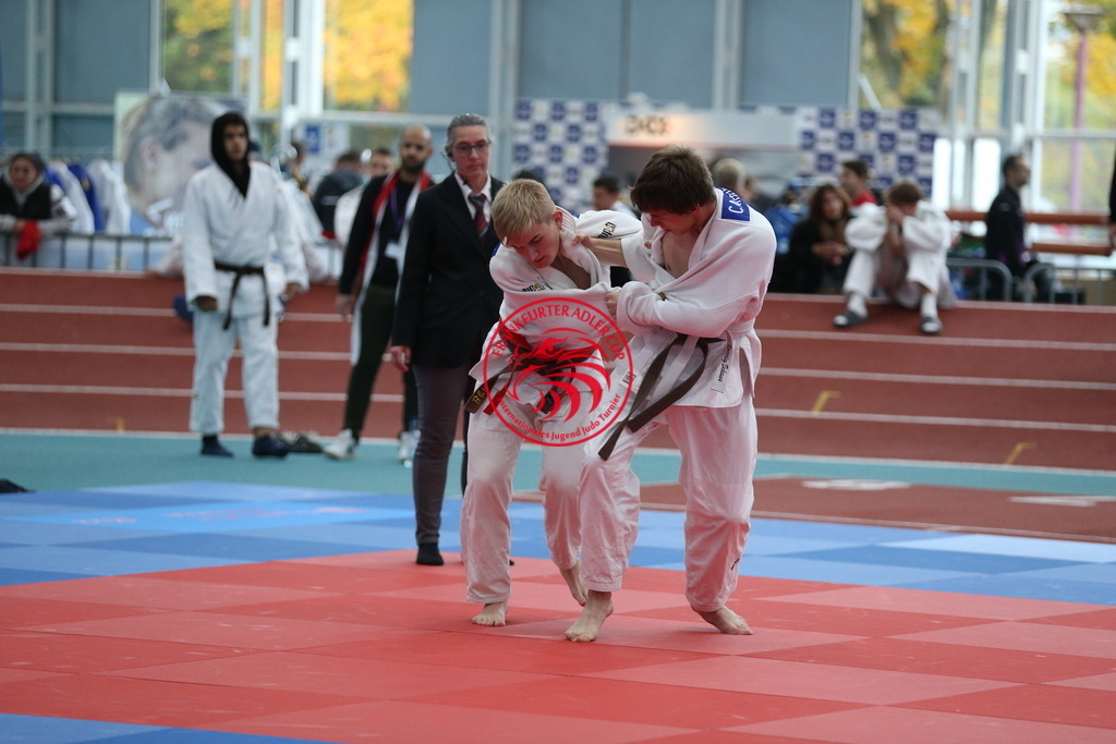 AT3Y0507 | Fotos vom Adler Cup - Pictures from Adler Cup

Hier findet Ihr alle Eindrücke und großen Momente der Adler Cup Wochenenden. Here you will find all impressions and great moments of the Adler Cup weekends. - Realisiert mit Pictrs.com