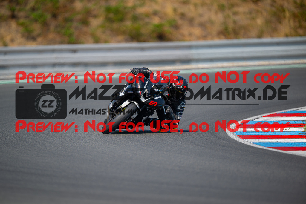 MaZZes-Fotomatrix-20260805-528232 | OPEN
