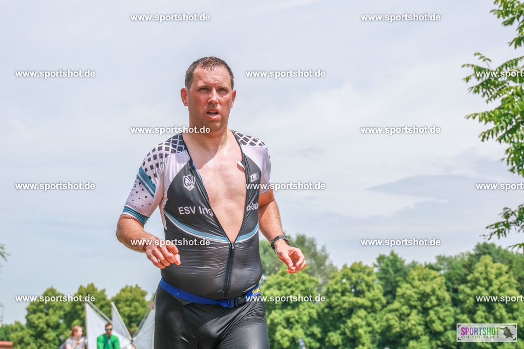 AR7_2601 | Audi Triathlon Ingolstadt powered by BÜCHL 2025  #AudiTriathlonIngolstadt #IngolstadtTri #yourpictrs #sportshot_your_pictrs @Sportshotphotography Copyright:www.sportshot.de