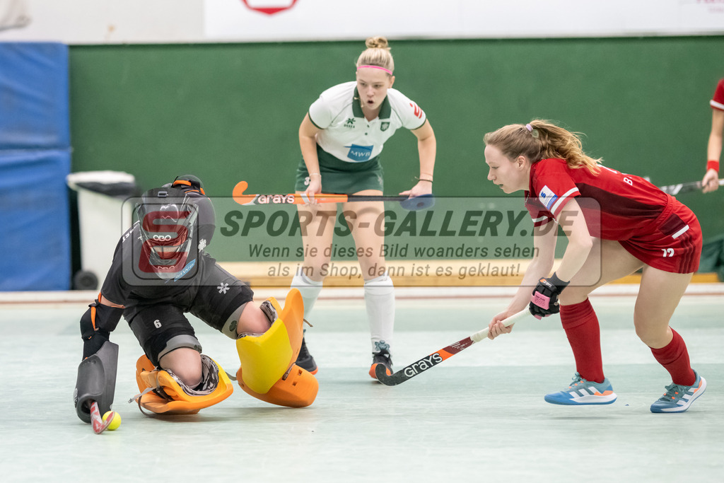 SFE_20230114_0049 | 1. Bundesliga Hockey Damen Rot-Weiss Köln - Uhlenhorst Mülheim am 14.01.2023 in Köln (KTHC Stadion Rot-Weiss Köln Tennis and Hockey Club), Photo: Stephan Fehrmann 2022 (Sports-Gallery)
