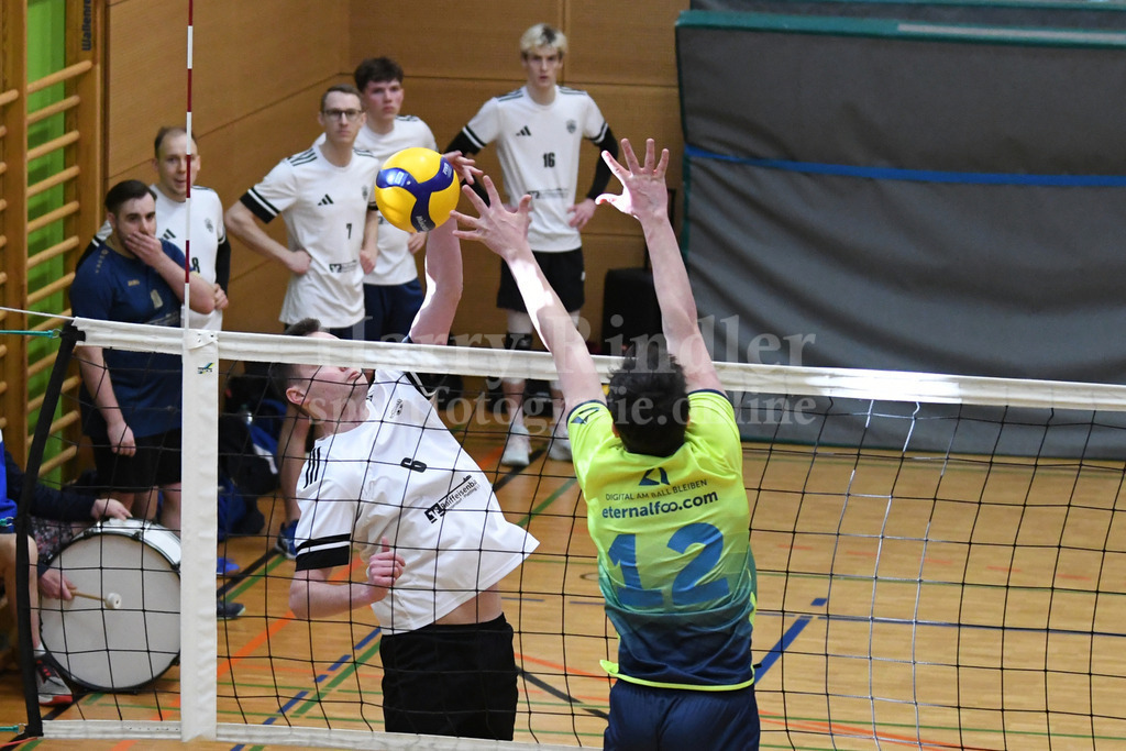 TSV Plattling Volleyball : TSV 1861 Deggendorf II | Ha-Ri; Sportfotografie Ha-Ri; Sporfotografie Harry Rindler; Sport Deggendorf; Sportbilder Deggendorf; Sportfotos Deggendorf; Sportfotos Niederbayern; Sportbilder Niederbayern; Amateursport Niederbayern; Bayern;  - Realisiert mit Pictrs.com