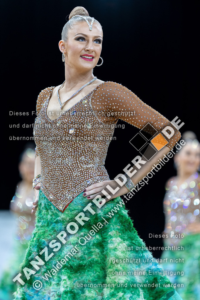 20240310-00449 | Hier finden Sie Tanz Bilder vom Latein und Standard Formationen tanzen. Sportbilder vom Tanzsport. Schöne Fotos und von Weltmeisterschaft, Europameisterschaft, Bundesliga, Regionalliga, Oberliga und Landesliga sowie von GOC Stuttgart, DanceComp, WM Bremen