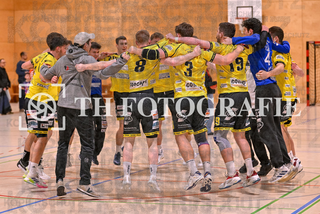 GER, SG Maulburg/Steinen - SG Koendringen/Teningen 2, Handball, Landesliga, 21. Spieltag, Saison 2023/2024, 23.03.2024 | Jubel nach Spielende der SG Koendringen/Teningen 2

GER, SG Maulburg/Steinen - SG Koendringen/Teningen 2, Handball, Landesliga, 21. Spieltag, Saison 2023/2024, 23.03.2024

Foto: TH Fotografie/Thomas Hess