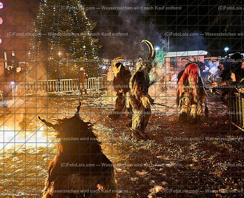 ALP5211_WIESELBURGER ADVENT_Perchtenlauf | (C)FotoLois.com, Alois Spandl, WIESELBURGER ADVENT, Perchtenlauf, So 10. Dez. 2023.