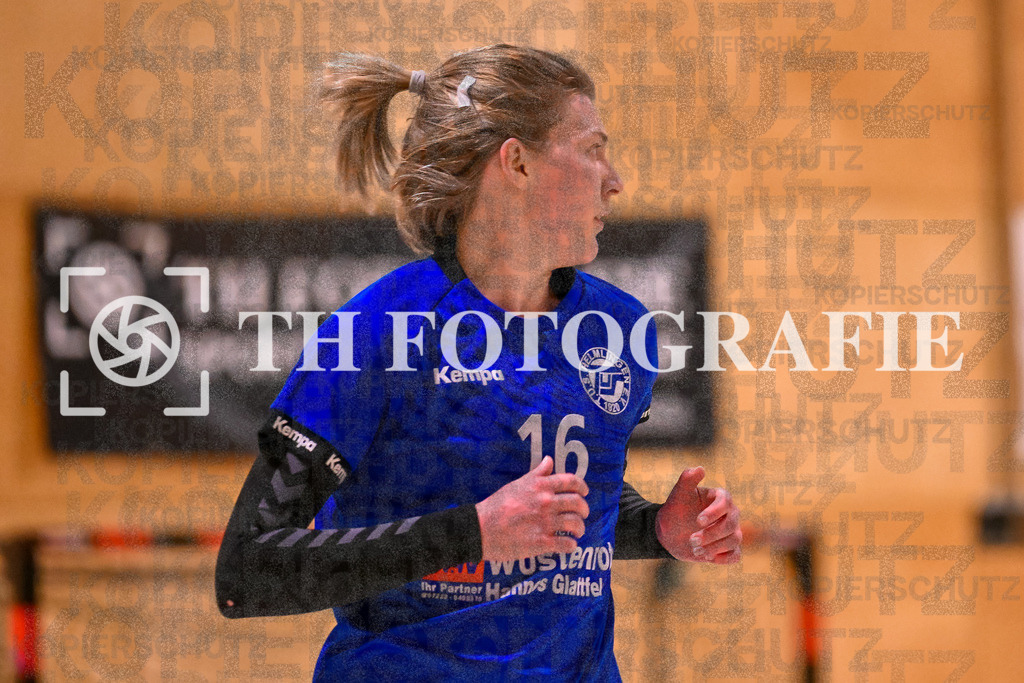 GER, SG Maulburg/Steinen - TuS Helmlingen, Handball, Suedbadenliga, 14. Spieltag, Saison 2023/2024, 17.02.2024 | Ann-Kathrin Graf (TuS Helmlingen, #16)

GER, SG Maulburg/Steinen - TuS Helmlingen, Handball, Suedbadenliga, 14. Spieltag, Saison 2023/2024, 17.02.2024

Foto: TH Fotografie/Thomas Hess