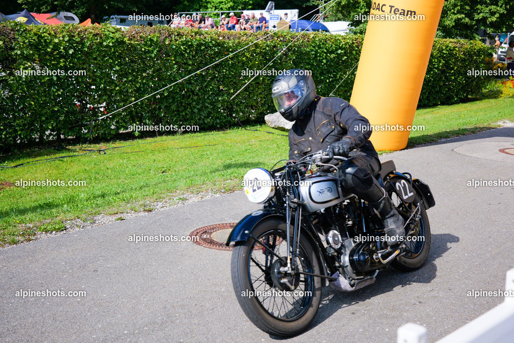 P1025942 | Erleben Sie atemberaubende, hochqualitative Fotos Ihrer Fahrt entlang der malerischen Alpenstraßen. Besuchen Sie alpineshots.com, um professionelle Aufnahmen Ihrer unvergesslichen Reise zu finden und zu kaufen - Realisiert mit Pictrs.com