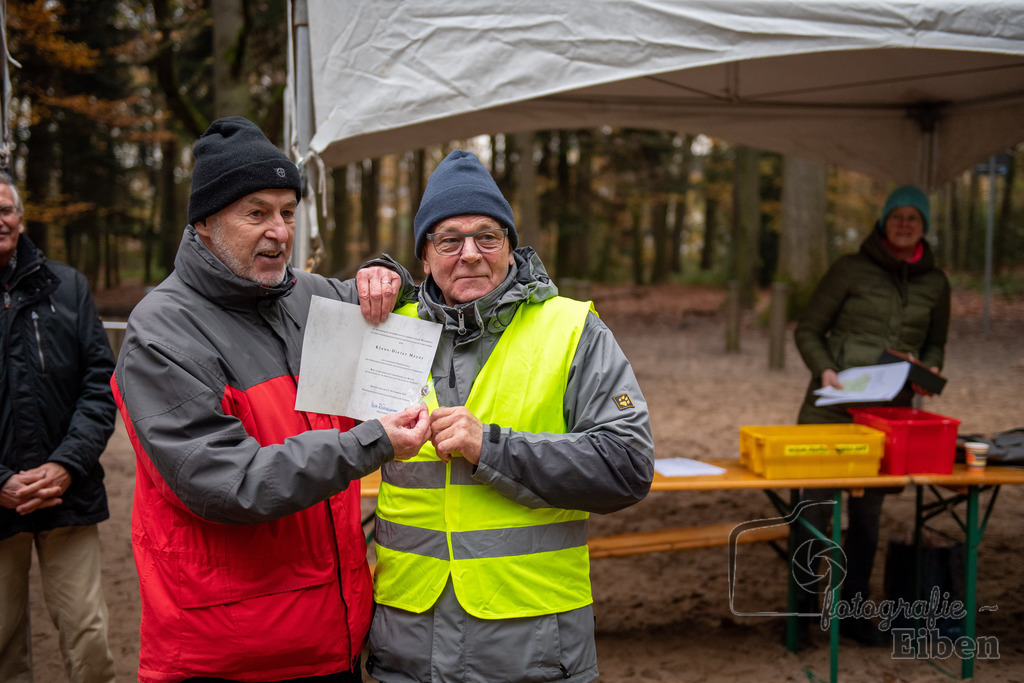9000m Lauf Cross-Bezirks und Kreismeisterschaften | 9000m Lauf Cross-Bezirks und Kreismeisterschaften am 18.11.2023 in Wildenloh (), Deutschland, Photo: Philip Eiben 2023 - Realisiert mit Pictrs.com