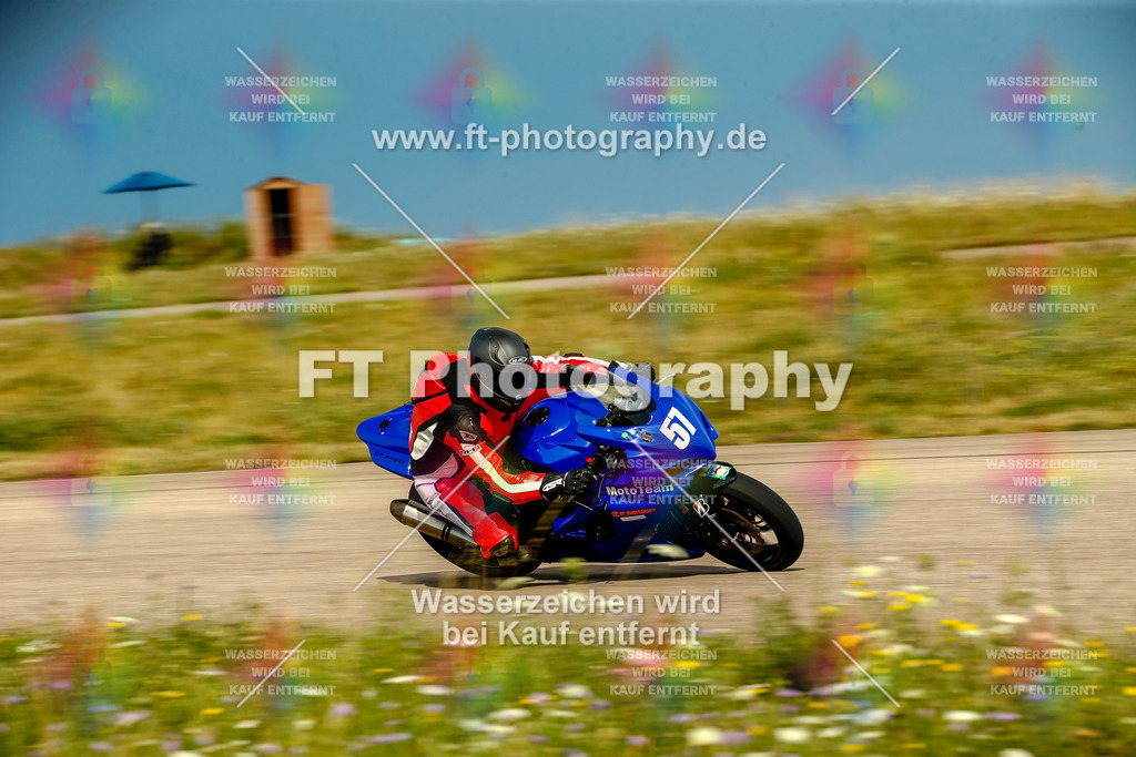 Chambley Juli-0626 | Hier findet Ihr Bilder von Touristenfahrten auf der Nürburgring Nordschleife oder von anderen Veranstaltungen die ich besucht habe. Viel Spass beim Durch Schauen 