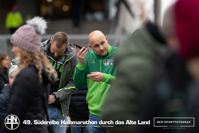 Süderelbe Halbmarathon 2025 I 09.11.2025 I Fotograf_DerSportfotograf.I 00081 | Der Sportfotograf. - Realisiert mit Pictrs.com
