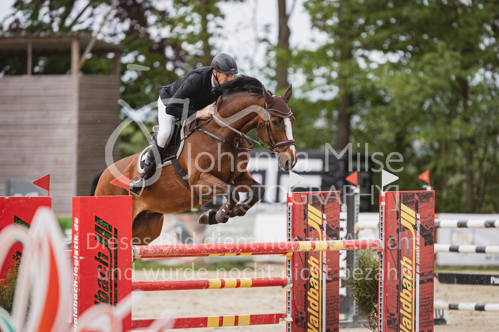 250504_SpengeW_M2-Spr-473 | Deine schönsten Turniermomente als professionelle Fotos! Entdecke hochwertige Pferdesport-Fotografie im Online-Shop. Jetzt Fotos finden & bestellen!