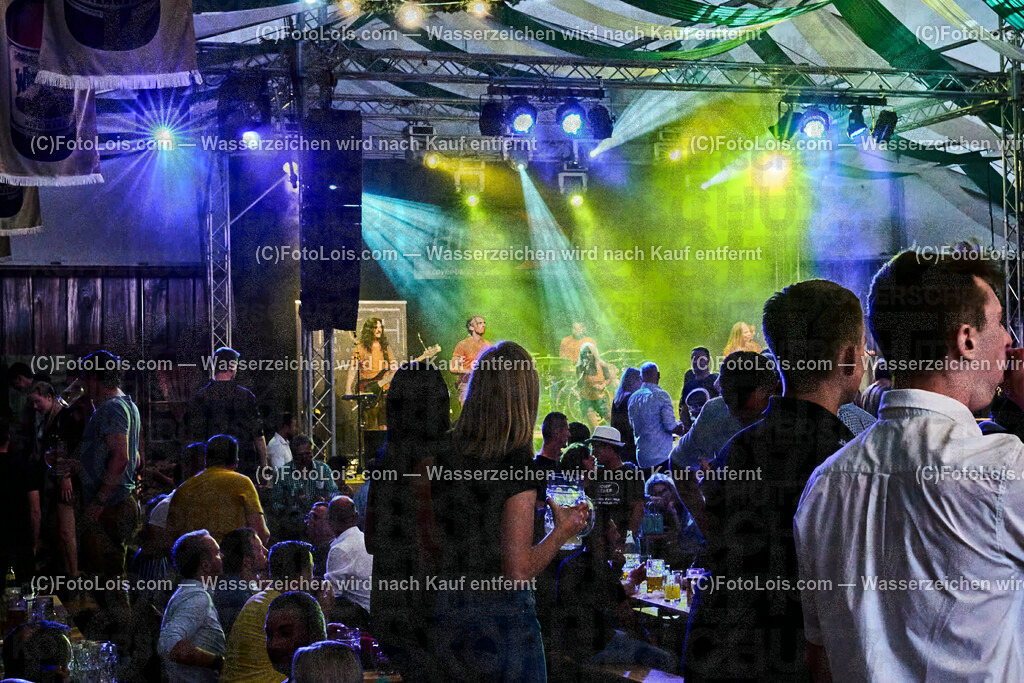 ALP5674_VOLKSFEST_Bieranstich_Musik Die HIGHLIGHTS | (C)FotoLois.com, Alois Spandl, BIERANSTICH im Festzelt beim WIESELBURGER VOLKSFEST mit den TSCHECHEN als Vorband und dem Auftritt von Die HIGHLIGHTS, Mi 28. Juni 2023.