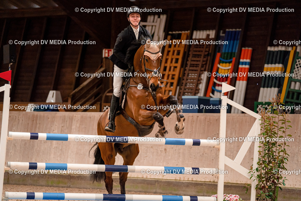 Springen Tag 1-472 | dv-media-shop - Realisiert mit Pictrs.com